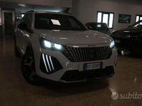 Usata Peugeot 2008 Allure 101 CV (74 kW) 2025 Bianco SUV