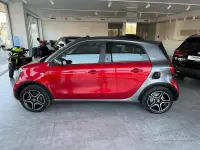 Usata Smart ForFour Passion 71 CV (52 kW) 2017 Rosso Utilitaria