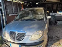 Usata Lancia Ypsilon 69 CV (50 kW) 2004 Grigio Utilitaria