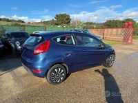 Usata Ford Fiesta Titanium 68 CV (50 kW) 2010 Blu Berlina