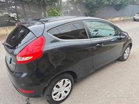 Usata Ford Fiesta 68 CV (50 kW) 2009 Nero Utilitaria