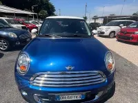 Usata Mini Cooper D 109 CV (80 kW) 2007 Blu Utilitaria