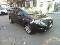 Usata Fiat Punto Lounge 70 CV (51 kW) 2013 Nero Utilitaria