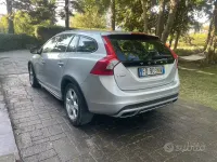 Usata Volvo V60 CC 190 CV (139 kW) 2016 Grigio Station wagon