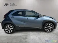 Usata Toyota Aygo X Trend 72 CV (52 kW) 2025 Grigio SUV