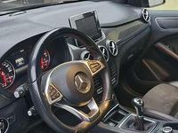 Usata Mercedes B180 Premium 109 CV (80 kW) 2018 Nero Utilitaria