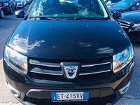 Begagnad Dacia Sandero Stepway 90 HK (66 kW) 2014 Svart Sedan