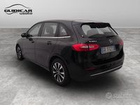 Usata Mercedes 180 2022 Nero Berlina