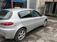 usata Alfa Romeo 147 1.9 JTD (115 CV) cat 5p. Connect