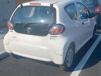 Usata Toyota Aygo 68 CV (50 kW) 2012 Bianco Utilitaria