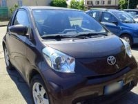 Käytetty Toyota iQ 68 HP (50 kW) 2009 Violetti Viistoperä