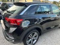 Usata VW T-Roc R-line 116 CV (85 kW) 2019 Nero SUV