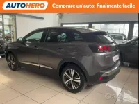Usata Peugeot 3008 131 CV (96 kW) 2023 Grigio SUV