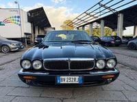 Usata Jaguar XJ Executive 237 CV (174 kW) 2001 Verde Berlina