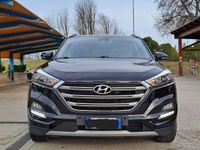 usata Hyundai Tucson 4x4 total black FULL OPTIONAL