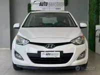 Usata Hyundai i20 75 CV (55 kW) 2014 Bianco Utilitaria