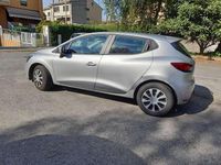 Usata Renault Clio IV Life 73 CV (53 kW) 2017 Argento Berlina
