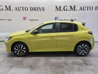 Nuova Peugeot 208 Business-Line 101 CV (74 kW) 2026 Giallo Utilitaria