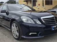 Usata Mercedes E350 Avantgarde 265 CV (194 kW) 2011 Blu/azzurro Station wagon