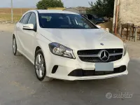 Usata Mercedes A180 109 CV (80 kW) 2015 Berlina