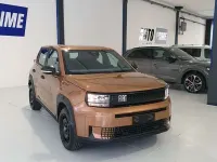 Nuova Fiat Grande Panda Pop 110 CV (80 kW) 2025 Bronzo Utilitaria