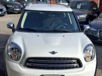 Usata Mini One D Countryman Business 90 CV (66 kW) 2015 Bianco SUV