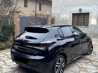 Usata Peugeot 208 Allure 101 CV (74 kW) 2023 Nero Utilitaria