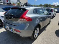 Usata Volvo V40 Momentum 120 CV (88 kW) 2016 Grigio Berlina