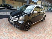 Usata Smart ForFour Prime 71 CV (52 kW) 2015 Nero Utilitaria