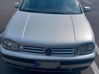 Usata VW Golf IV 101 CV (74 kW) 2002 Grigio Berlina