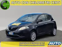 Usata Lancia Ypsilon Gold 69 CV (50 kW) 2017 Bluazzurro Utilitaria