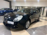 Usata Alfa Romeo Giulietta Distinctive 120 CV (88 kW) 2013 Marrone Berlina