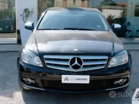 Usata Mercedes C220 Avantgarde 170 CV (125 kW) 2007 Nero Berlina