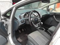 Usata Ford Fiesta 97 CV (71 kW) 2010 Grigio Utilitaria