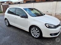 Usata VW Golf VI Highline 105 CV (77 kW) 2010 Bianco Utilitaria