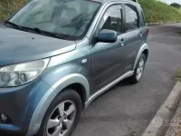 Usata Daihatsu Terios 105 CV (77 kW) 2007 Grigio SUV