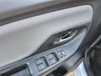 Usata Toyota Yaris Hybrid Active 73 CV (53 kW) 2019 Argento Berlina