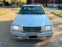 Usata Mercedes C180 Classic 122 CV (89 kW) 1999 Grigio Berlina