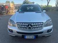 Usata Mercedes ML320 224 CV (164 kW) 2005 Grigio SUV