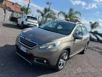 Usata Peugeot 2008 Allure 92 CV (67 kW) 2015 Grigio SUV