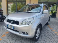 Usata Daihatsu Terios 105 CV (77 kW) 2007 Argento SUV