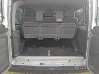 Usata Ford Transit 119 CV (87 kW) 2001 Grigio Berlina