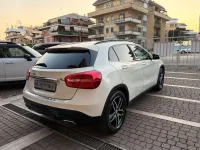 Usata Mercedes GLA200 136 CV (100 kW) 2016 Bianco SUV