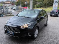 Usata Ford Fiesta 59 CV (43 kW) 2015 Nero Utilitaria