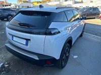 Usata Peugeot 2008 Allure 130 CV (95 kW) 2025 Bianco SUV