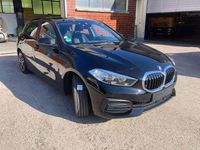 Usata BMW 118 Advantage 150 CV (110 kW) 2020 Nero Utilitaria