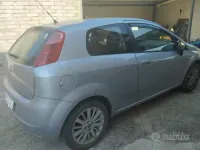 Usata Fiat Grande Punto 90 CV (66 kW) 2008 Grigio Utilitaria