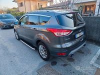 Usata Ford Kuga 120 CV (88 kW) 2015 Grigio SUV