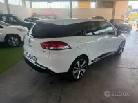 Usata Renault Clio 90 CV (66 kW) 2014 Bianco Station wagon