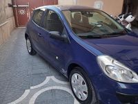 Usata Renault Clio II 70 CV (51 kW) 2007 Blu Utilitaria